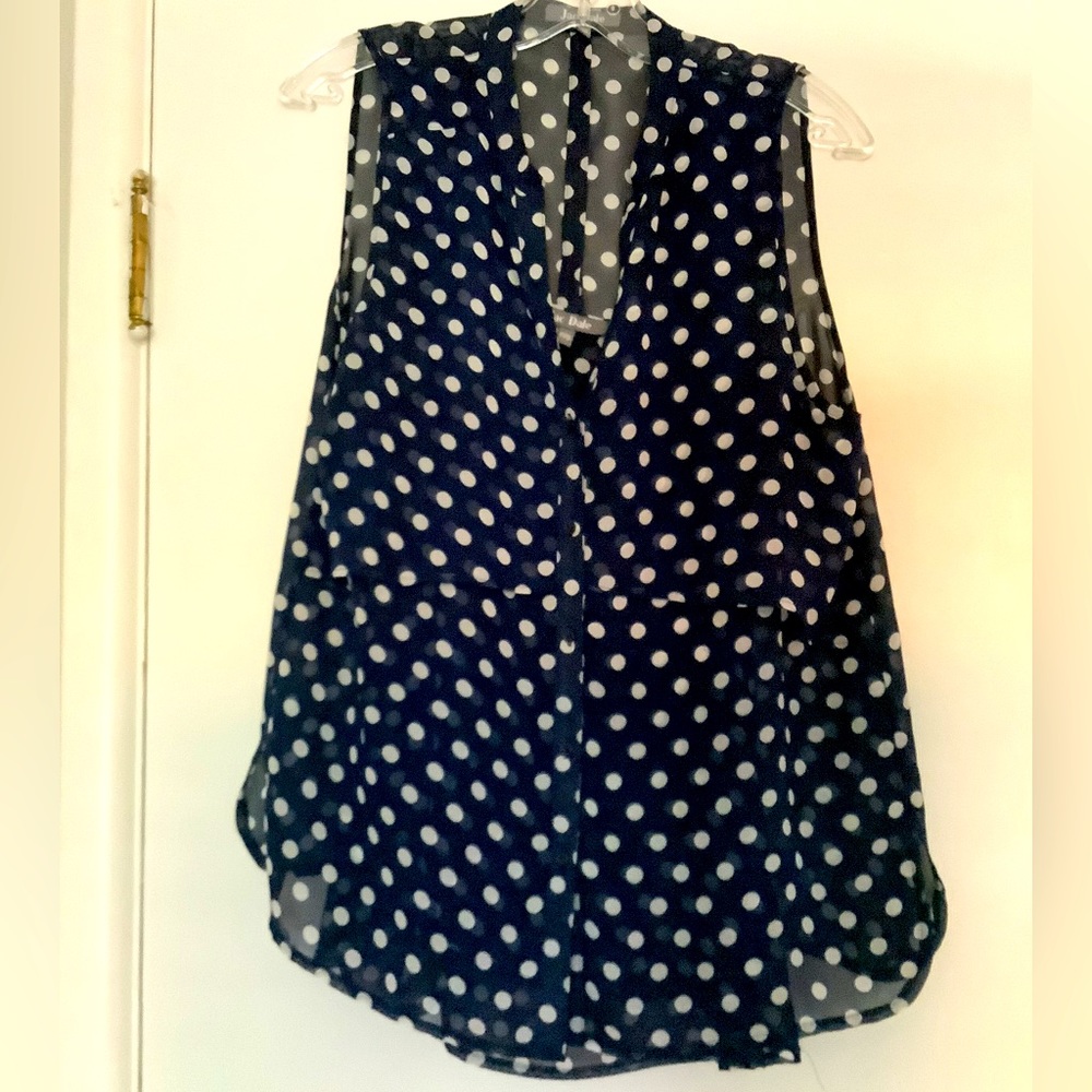 Jac Dale sleeveless blouse with camisole